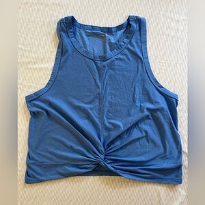 Women’s Old Navy Cloud 94 Soft Crop Top